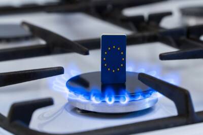 Цены фьючерсов на газ в Европе поднялись на 11%