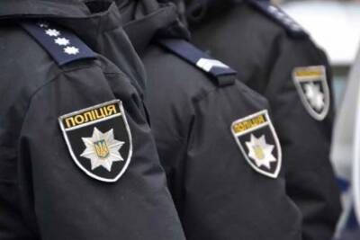 Сотрудница полиции Днипра вымогала взятку у подростка