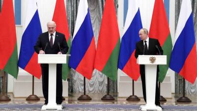 Путин и Лукашенко обсудили миграционный конфликт на белорусско-польской границе