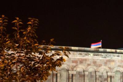 Ереван призвал Москву защищать суверенную территорию Армении