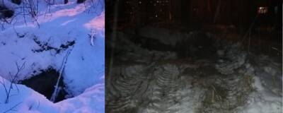 В Новосибирске девочка не заметила под снегом открытый погреб и провалилась в него