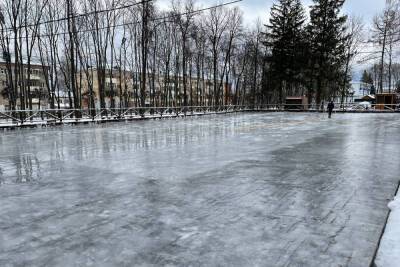 Ледовые катки в парке Николаева готовятся к приему горожан