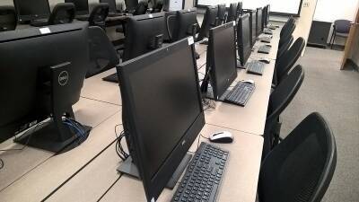 Пять школ Уфимского района получили новое цифровое оборудование