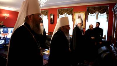 Священный Синод УПЦ впервые устроил заседание в дистанционной форме в Киево-Печерской лавре