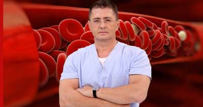 Мясников объяснил, могут ли меняться группы крови и влиять на склонность человека к болезням