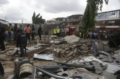 В результате взрыва газа в нигерийском Лагосе погибли 5 человек, в том числе ребенок