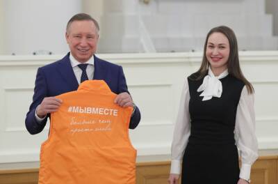 Волонтёры из Петербурга получили награды за развитие добровольческой деятельности