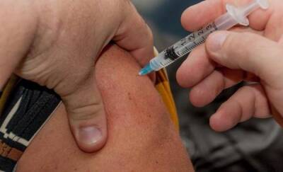 В Тюменскую область поступила новая партия вакцины от коронавируса "Спутник Лайт"