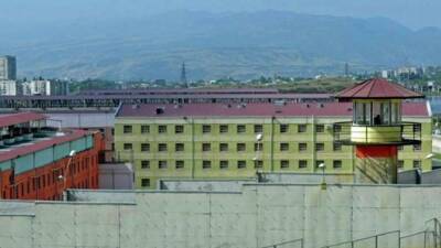 Альтернативная группа врачей рекомендовала перевод Саакашвили из тюремной больницы