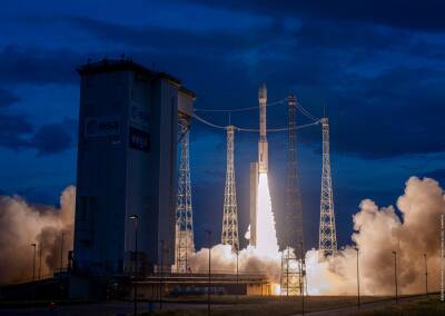Ракета с украинским двигателем вывела на орбиту французские разведывательные спутники