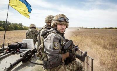 Украина провела учения у границы с Крымом