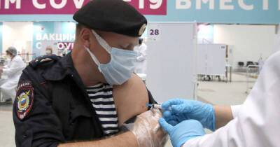 В Красноярском крае ввели обязательную вакцинацию для людей старше 60