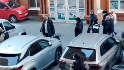 Обнародовано видео обыска у приморского парламентария