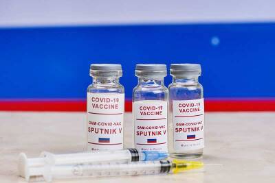 Учёный Панчин ответил на 10 популярных доводов против применения вакцины «Спутник V»