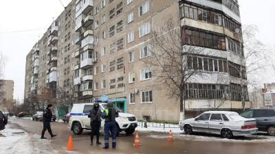 Жилой дом в Дзержинске оцепила полиция