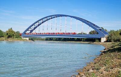 Deutsche Bahn строит первый в мире углеродный железнодорожный мост