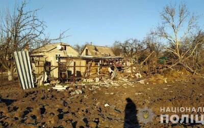 При обстреле села на Донбассе повреждены 7 домов - korrespondent.net - Украина - Донецкая обл.