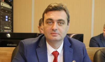 Депутата от КПРФ Артема Самсонова задержали по делу о педофилии