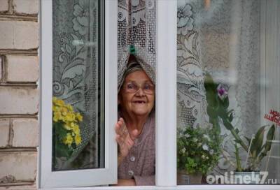 Фоторепортаж: Как в Отрадном жители старых домов новому теплу радуются - online47.ru - Отрадное