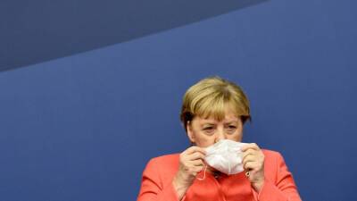 Меркель: ситуация с коронавирусом в Германии критическая