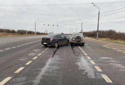Две женщины пострадали в ДТП на трассе М10 в Тверской области - afanasy.biz - Россия - Тверская обл.