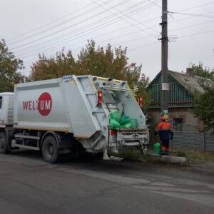 Запорожцы задолжали за вывоз мусора почти 64 млн гривен