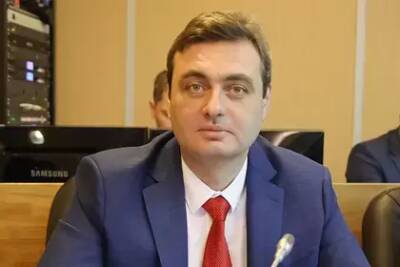 Подозреваемый в педофилии депутат от КПРФ объявил голодовку