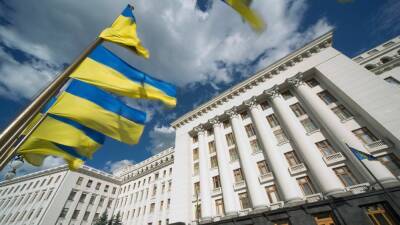 Украинский ведущий: Органы власти забиты агентами иностранного...