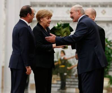 Лукашенко и Меркель договорились начать переговоры между Минском и ЕС о разрешении миграционного кризиса - СМИ