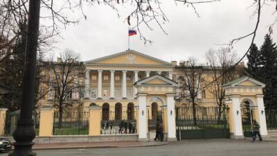 Финансовый аналитик Артюхов заявил о необходимости увеличить бюджет на расселение людей в Петербурге