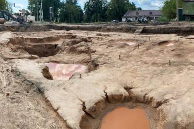 Почему затягивается ремонт дорог в Пскове, объяснил археолог