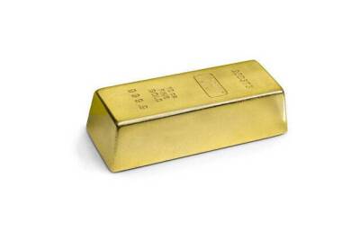 Фьючерсы на золото закрылись на максимуме с июня на фоне опасений по поводу инфляции