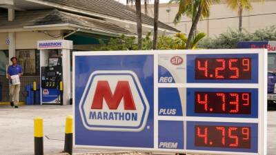 Байден призвал изучить причины резкого роста цен на бензин