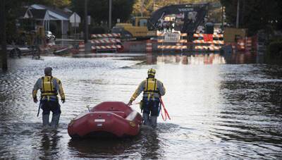 На западе Канады объявили чрезвычайное положение из-за вызванных ливнями наводнений