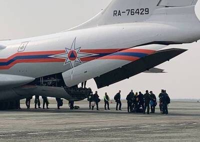 Россия эвакуирует из Афганистана тремя самолетами 380 человек