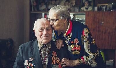 Ветераны получили по 40 тыс. руб. к 80-летию битвы за Москву