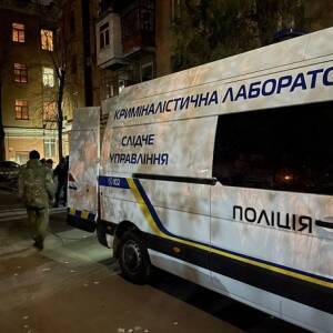 В Николаеве у многоэтажного дома расстреляли бизнесмена. Фото - reporter-ua.com - Николаев