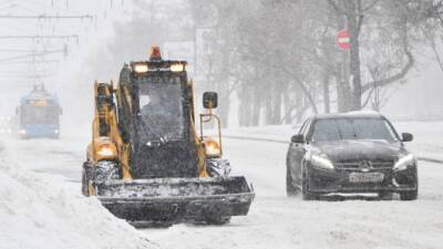 Сильнейший снегопад обрушится на регионы Центральной России в ближайшие дни