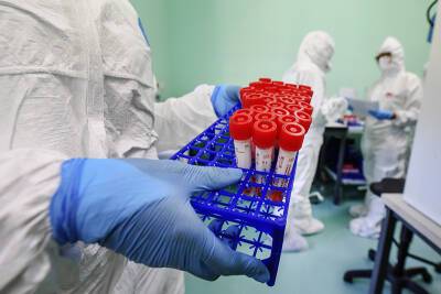 Центр Чумакова разрабатывает две новые вакцины от COVID-19