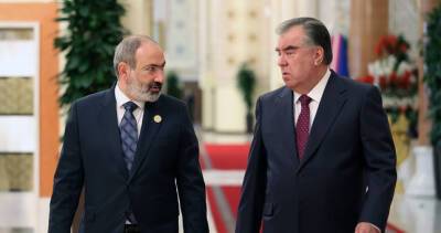 Эмомали Рахмон призвал Баку и Ереван решать армяно-азербайджанский конфликт дипломатично