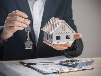 Сбербанк начал выдавать ипотечные кредиты для покупки залогового жилья на аукционах
