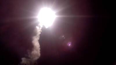 Минобороны показало видео пуска гиперзвуковой ракеты