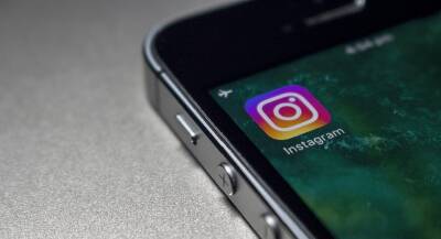 Instagram предлагает трясти смартфон, если что-то не работает