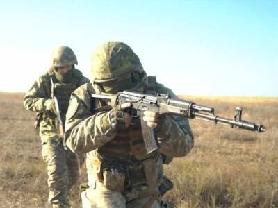 Киев дал разрешение пограничникам применять боевое оружие