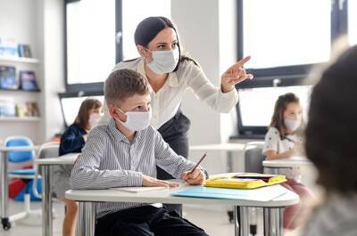 В школах Франкфурта и Оффенбаха снова вводится обязательное ношение масок