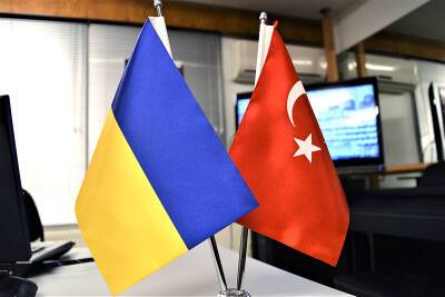 Украинская Рада ратифицировала военное соглашение с Турцией