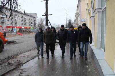 Борис Елкин проконтролировал реконструкцию улицы Леона Поземского в Пскове