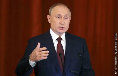 Путин предложил поднять прожиточный минимум в 2022 году на тысячу рублей