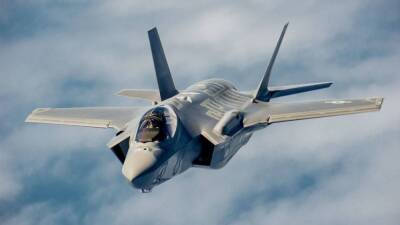 Forbes: обломки потерпевшего крушение истребителя F-35 станут призом для России