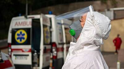 В Украине количество смертей от коронавируса может достичь 100 тысяч